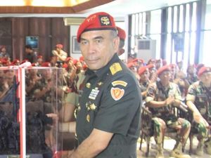 Hinsa Siburian, Eks Gultor Kopassus yang Kini Jadi Kepala Badan Siber