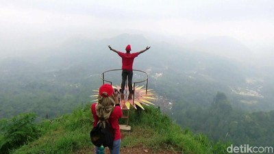 Foto Tempat Ngabuburit di Purworejo: Puncak Khayangan Sigendol