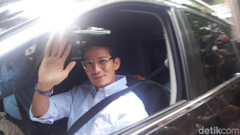 Sandiaga Merapat ke Kediaman Prabowo di Kertanegara Sandiaga Merapat ke Kediaman Prabowo di Kertanegara