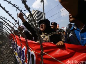 Penampakan Massa Demo Lawan Pemilu Curang di Bawaslu