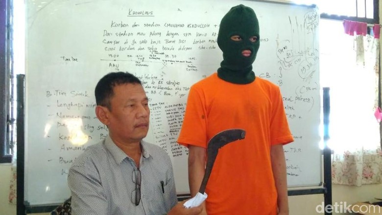 Bawa Sabit, Remaja di Sleman Ngamuk dan Rusak Motor di Jalanan Bawa Sabit, Remaja di Sleman Ngamuk dan Rusak Motor di Jalanan