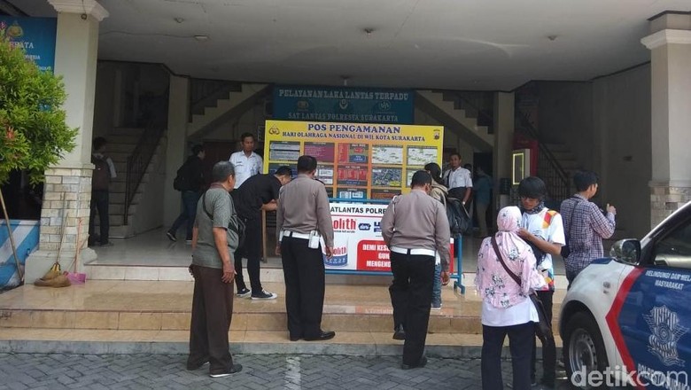 Polisi Panggil Penjaga Palang Terkait Tabrakan KA Jayakarta di Solo Polisi Panggil Penjaga Palang Terkait Tabrakan KA Jayakarta di Solo