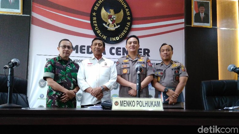 Wiranto Ajak Semua Pihak Terima Hasil Pemilu dengan Sikap Kesatria Wiranto Ajak Semua Pihak Terima Hasil Pemilu dengan Sikap Kesatria