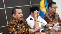 Komnas HAM memberikan keterangan pers terkait Petugas Penyelenggara Pemilu  2019 yang Meninggal Dunia dan Sakit di kantor Komnas HAM, Jakarta, Selasa (21/5/2019).