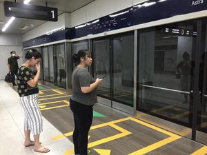 Sedih dan Senangnya Penumpang MRT Tarif Tak Didiskon Lagi