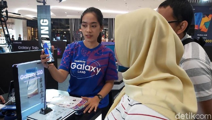 Samsung Galaxy Land, Samsung