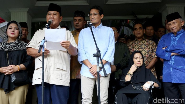 Sandi: Prabowo Belum Bertemu Jokowi, tapi Sebut Silaturahmi Sangat Baik Sandi: Prabowo Belum Bertemu Jokowi, tapi Sebut Silaturahmi Sangat Baik