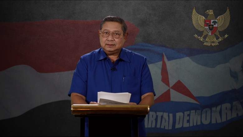 MPR Rencanakan Bolak-balik Bertemu SBY Bahas Amandemen UUD 1945 MPR Rencanakan Bolak-balik Bertemu SBY Bahas Amandemen UUD 1945