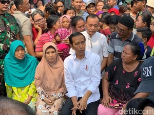 Beda Makna Pidato Kemenangan Jokowi di Kampung Deret Vs Kapal Pinisi