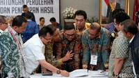 Sementara itu, 13 provinsi lainnya dikuasai pasangan nomor urut 02 Prabowo Subianto-Sandiaga Uno.