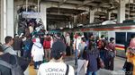 KRL Tak Sampai Palmerah dan Tanah Abang, Stasiun Kebayoran Padat