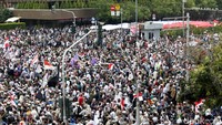 Aksi demo tersebut digelar untuk menolak pengumuman hasil Pemilu 2019 yang sebelumnya diumumkan oleh KPU. Dalam pengumuman tersebut capres-cawapres nomor urut 01 Joko Widodo-Maruf Amin menang dengan perolehan suara 55,50% sedangkan capres-cawapres nomor urut 02 Prabowo Subianto-Sandiaga Uno memperoleh suara 44,50%.
