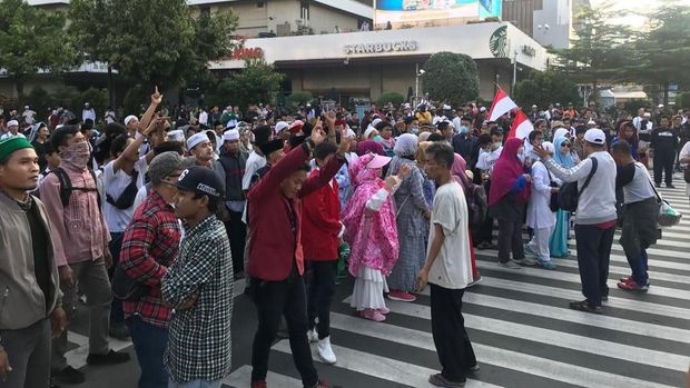 Massa aksi 22 Mei mulai berdatangan.