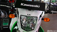 Tepat pada bulan Ramadhan, Kawasaki memperkenalkan motor baru ke tanah air. Tak tanggung-tanggung, KLX230 diperkenalkan untuk pertama kalinya di dunia alias World Premiere di Indonesia. Foto: Ruly Kurniawan/detikOto