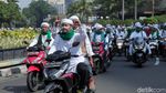 Massa Bersorban Mulai Bergerak Menuju Bawaslu