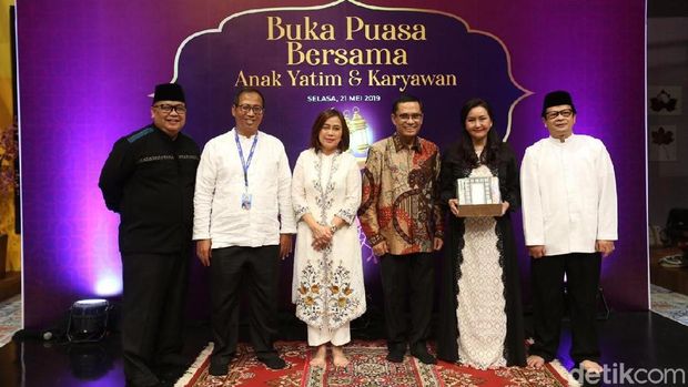 Transmedia Bukber Anak Yatim, Yayasan Muslim Sinar Mas Wakafkan Alquran