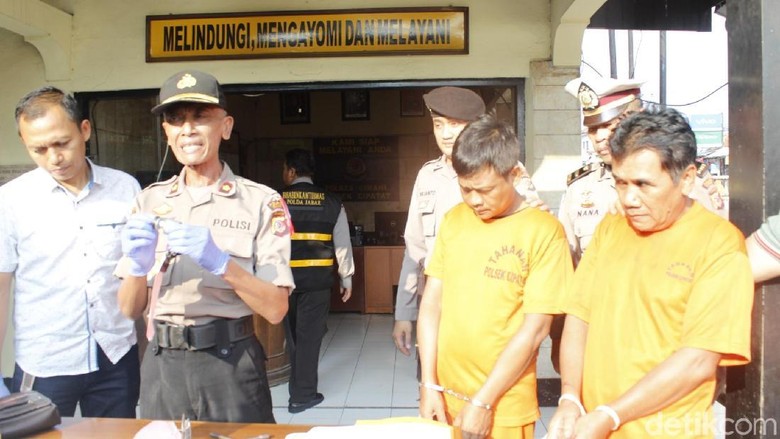 Polisi Bekuk Kakak Adik Pencuri Spesialis Mobil Pikap di KBB Polisi Bekuk Kakak Adik Pencuri Spesialis Mobil Pikap di KBB