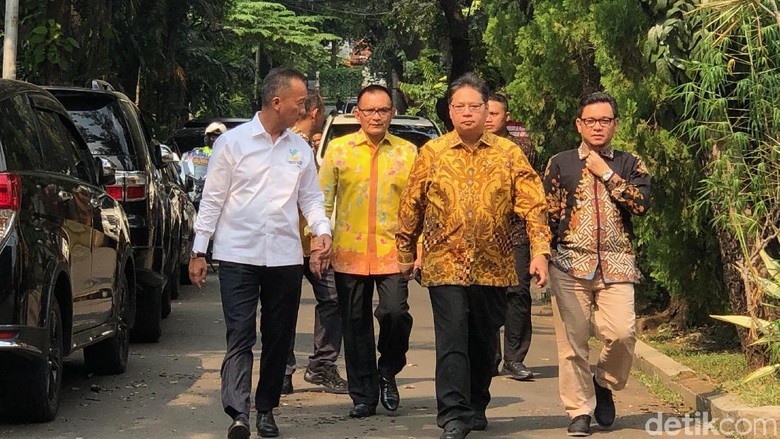 Temui Maruf Amin, Ketum Golkar Ucapkan Selamat Temui Maruf Amin, Ketum Golkar Ucapkan Selamat