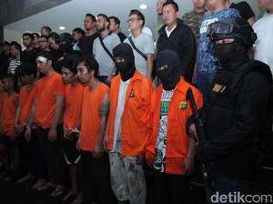 Tentang Rusuh 22 Mei: Rencana Serang Jokowi hingga Pendana Misterius