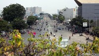 Massa mulai meninggalkan kawasan Jalan Jatibaru, Tanah Abang, Jakarta, Rabu (22/5/2019) pada pukul 12.04 WIB.