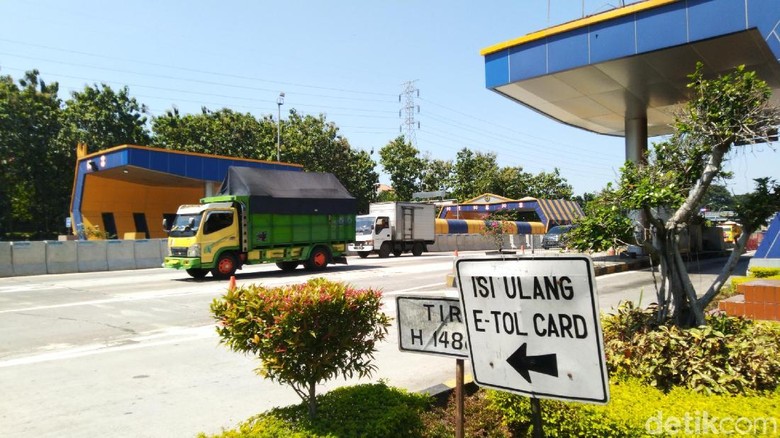 Cegah Macet di Gerbang Tol Semarang, 11 Mobile Reader Disiagakan Cegah Macet di Gerbang Tol Semarang, 11 Mobile Reader Disiagakan