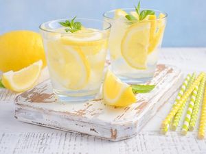 Selain Populer Sebagai Campuran Minuman, Ini 8 Fakta Menarik Lemon