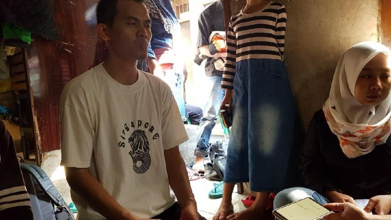 Ayah Korban Tewas Demo Ricuh Tn Abang: Jangan Lagi Rusuh, Segera Bersatu Ayah Korban Tewas Demo Ricuh Tn Abang: Jangan Lagi Rusuh, Segera Bersatu