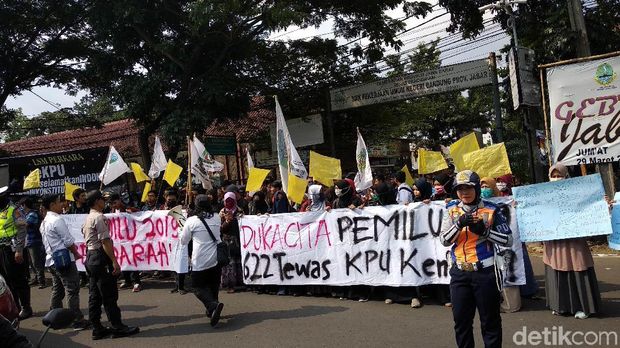 KAMMI Jabar Minta KPU Telusuri Kasus Kematian Petugas KPPS