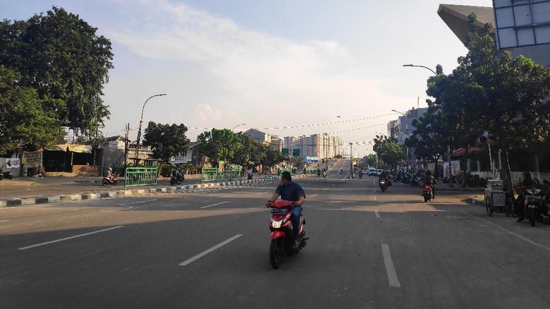 Lalu Lintas di Jalan Jatibaru Kembali Normal Pascarusuh Massa Lalu Lintas di Jalan Jatibaru Kembali Normal Pascarusuh Massa