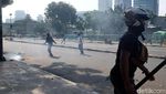 Kondisi Terkini Bentrokan Massa di Jalan Jati Baru