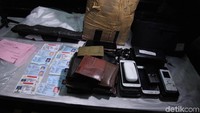 Sebanyak 257 orang ini juga telah ditetapkan menjadi tersangka.