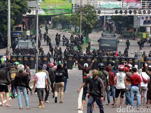 Usai Bertemu Jokowi, Zulhas Sampaikan Duka atas Korban Rusuh 22 Mei