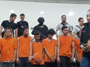 257 Orang Ditangkap karena Paksa Masuk Bawaslu-Serang Polsek Gambir
