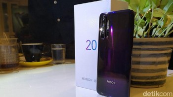 Inilah Honor 20 Pro. Foto: Fino Yurio Kristo/detikINET