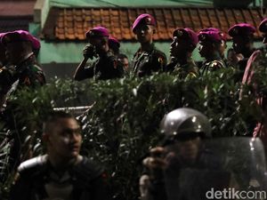 Marinir Merapat ke Slipi