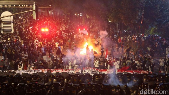 Imbas Aksi 22 Mei ke Toko-toko di Jakarta