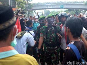 TNI Redam Massa di Tanah Abang