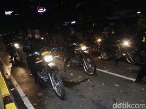 Polisi Berhasil Pukul Mundur Massa di Bawaslu