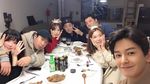 Pose Keren Lim Ju Hwan Different Dreams Saat Makan Hot Pot dan Ngopi