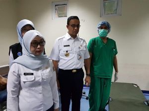 Anies Pastikan Korban Ricuh Aksi di Depan Bawaslu Dirawat dengan Baik