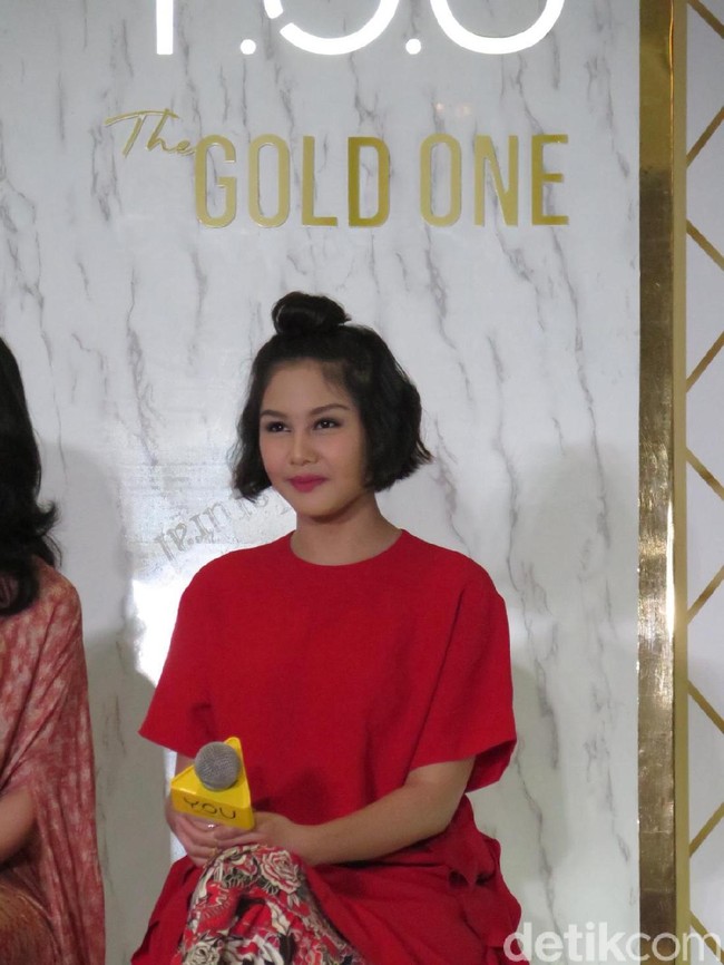 Soal makeup, Vanesha Prescilla tidak suka tampil heboh. Artis yang populer setelah berperan sebagai Milea di film Dilan itu mengaku hanya pakai tiga makeup pada penampilan kesehariannya. Foto: Kiki Oktaviani/Wolipop