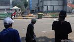 Kondisi Terkini Bentrokan Massa di Jalan Jati Baru