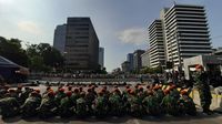 Personel TNI Mulai Siaga di Depan Bawaslu