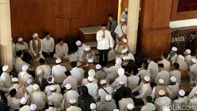 HNW Hingga Menag Lukman Takziah ke Ponpes Az-Zikra