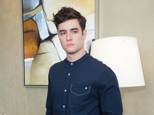 7 Baju Koko Kasual yang Bikin Penampilan Lebih Stylish Saat Lebaran