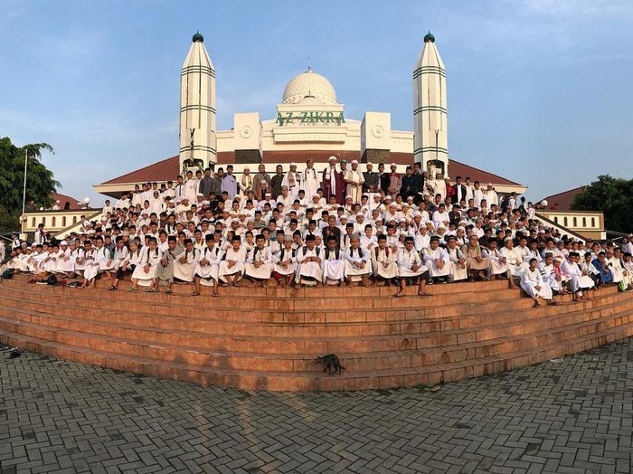 Masjid Az Zikra di Sentul, Bogor