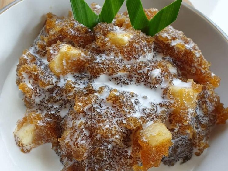 Lembut Kenyal, Bubur Sagu Ambon yang Manis Untuk Berbuka Puasa