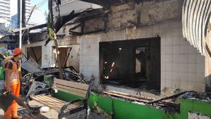 Potret Sisa Kericuhan di Sabang: Pos Polisi Hangus hingga Restoran Rusak