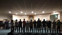 Tarawih di Aysha Mosque, Stockholm. Salat tarawihnya seperti di Indonesia. Untuk ceramah tarawih kebanyakan tidak ada. Kalaupun ada, biasanya dalam Bahasa Arab atau Bahasa Swedia. (Ahmad Satria Budiman/Istimewa)