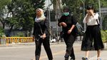 Efek Gas Air Mata Masih Terasa di Sekitar Bawaslu